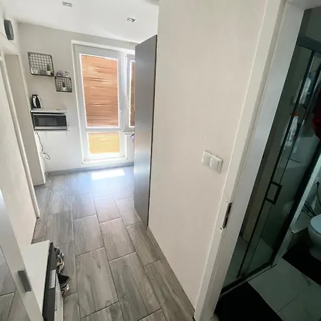 Sukromny Apartman S Pohodlim Domova Appartement