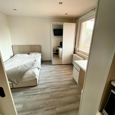 Sukromny Apartman S Pohodlim Domova Banská Bystrica